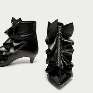 NWT ZARA RUFFLED FRONT ZIP LEATHER ANKLE BOOT SZ 6